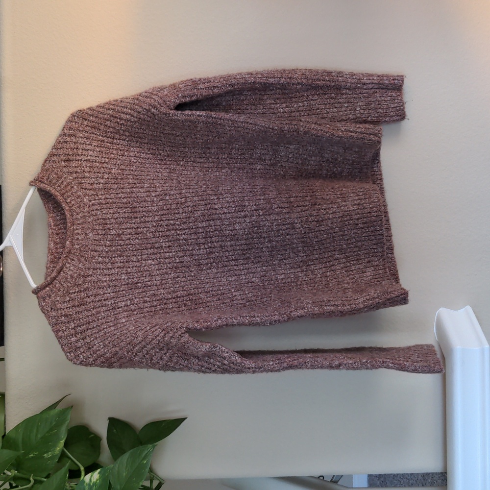 Knit sweater